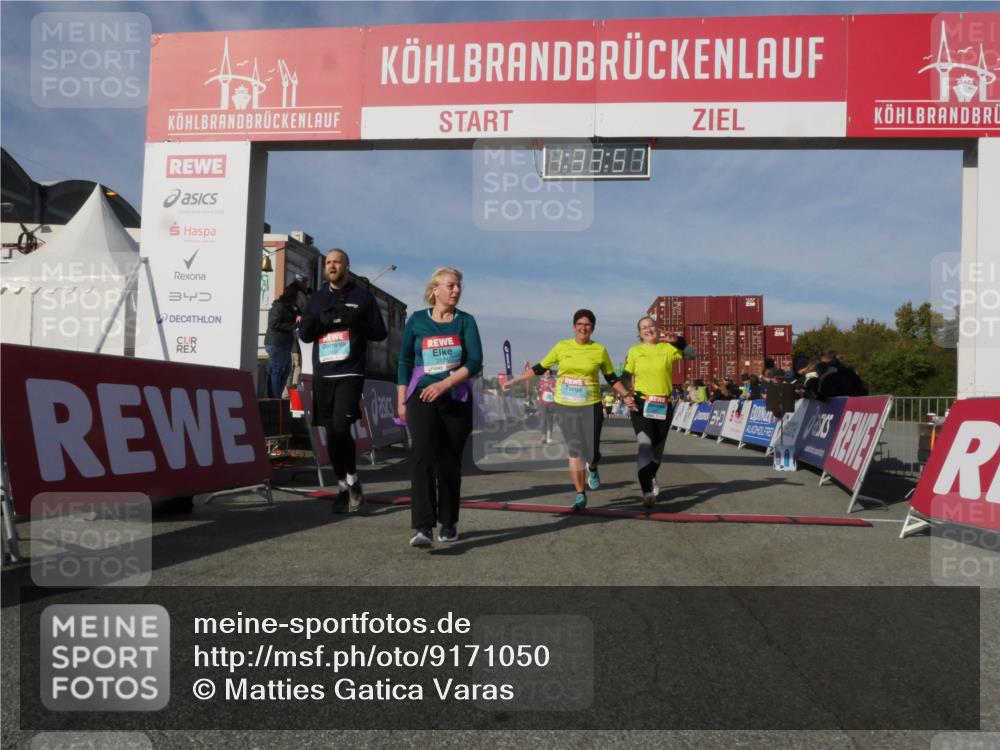 03.10.2025 - Köhlbrandbrückenlauf Matties Gatica Varas http://msf.ph/oto/9171050 03.10.2025 10:33:58 Ziel 1963, 2465, 2511, 2838, 3254 meine-sportfotos.de