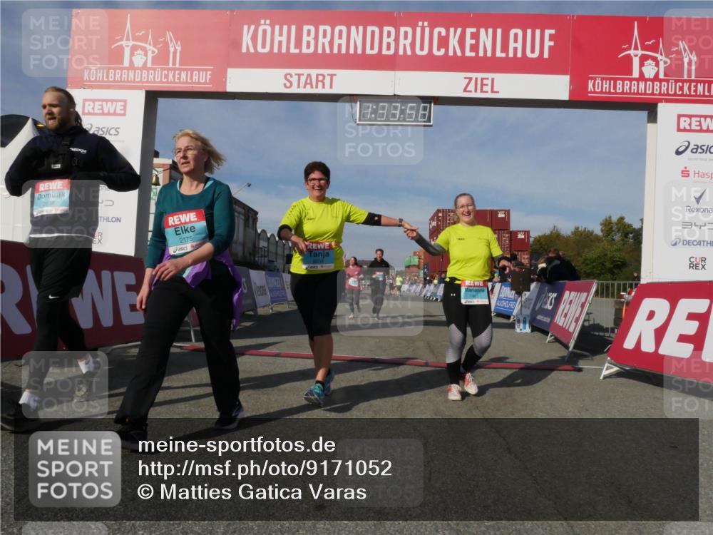03.10.2025 - Köhlbrandbrückenlauf Matties Gatica Varas http://msf.ph/oto/9171052 03.10.2025 10:33:59 Ziel 2465, 2511 meine-sportfotos.de
