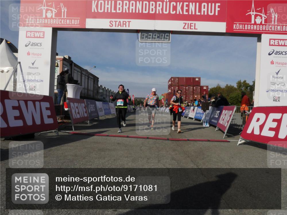 03.10.2025 - Köhlbrandbrückenlauf Matties Gatica Varas http://msf.ph/oto/9171081 03.10.2025 10:34:17 Ziel 1991, 2530, 2600, 2652 meine-sportfotos.de