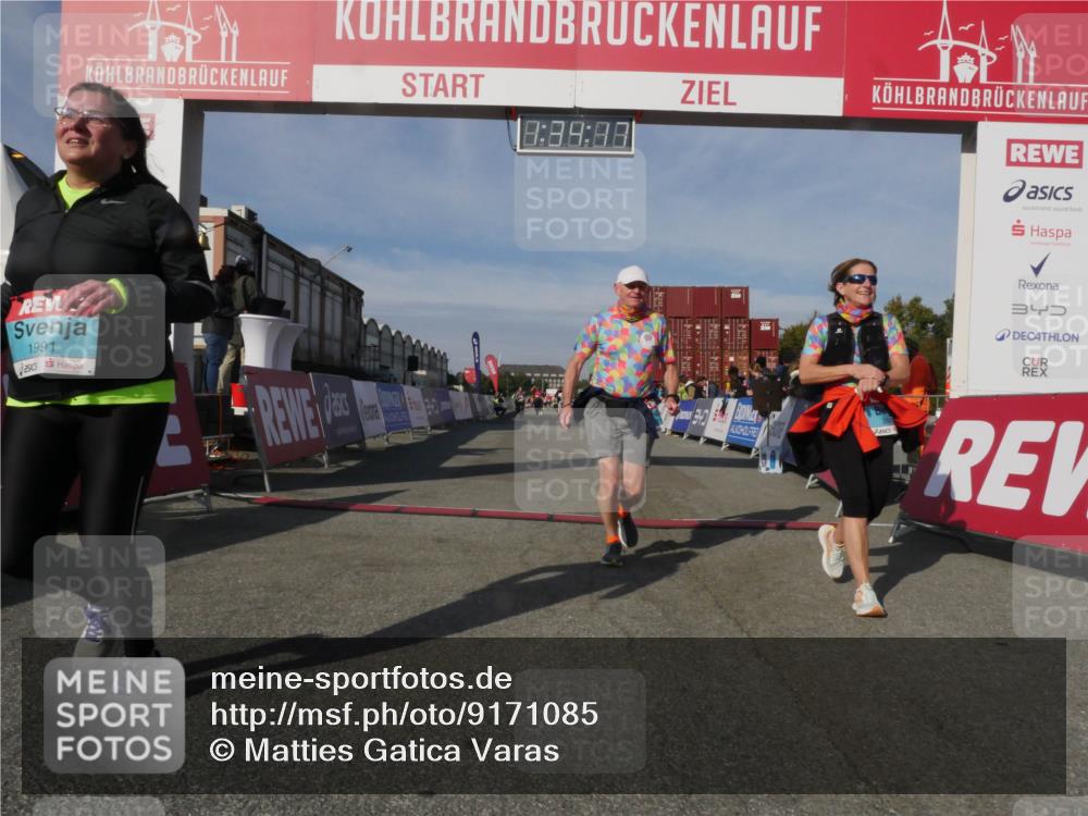 03.10.2025 - Köhlbrandbrückenlauf Matties Gatica Varas http://msf.ph/oto/9171085 03.10.2025 10:34:19 Ziel 2530, 3388 meine-sportfotos.de