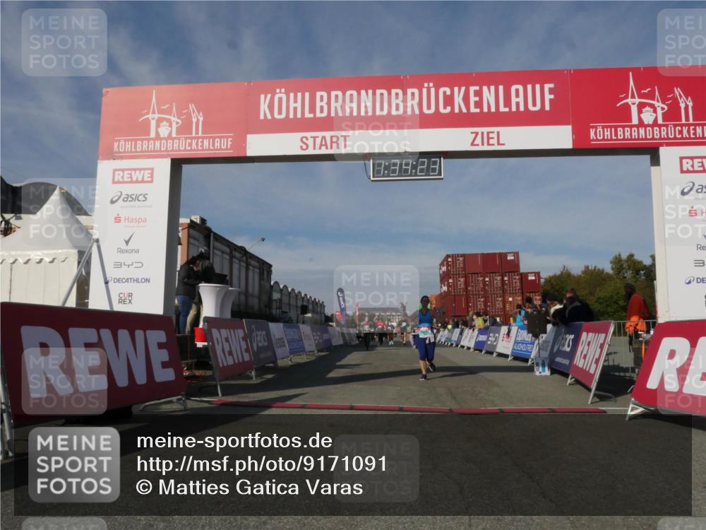 03.10.2025 - Köhlbrandbrückenlauf Matties Gatica Varas http://msf.ph/oto/9171091 03.10.2025 10:34:25 Ziel 1497, 1606, 2311, 2530, 2578, 3388 meine-sportfotos.de