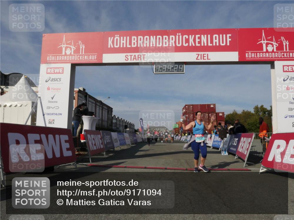 03.10.2025 - Köhlbrandbrückenlauf Matties Gatica Varas http://msf.ph/oto/9171094 03.10.2025 10:34:26 Ziel 1497, 1606, 2271, 2311, 2530, 2578, 3388 meine-sportfotos.de