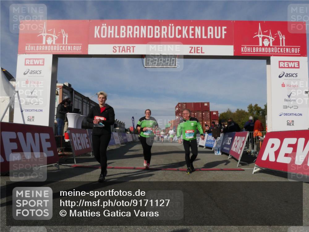 03.10.2025 - Köhlbrandbrückenlauf Matties Gatica Varas http://msf.ph/oto/9171127 03.10.2025 10:34:42 Ziel 1475, 1546, 1961, 2011, 2020, 2062, 2233, 3439, 3453 meine-sportfotos.de