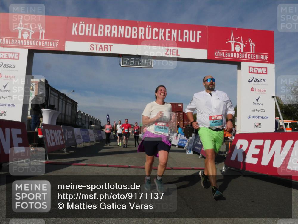 03.10.2025 - Köhlbrandbrückenlauf Matties Gatica Varas http://msf.ph/oto/9171137 03.10.2025 10:34:49 Ziel 1475, 1546, 1961, 2062, 2233, 2771 meine-sportfotos.de