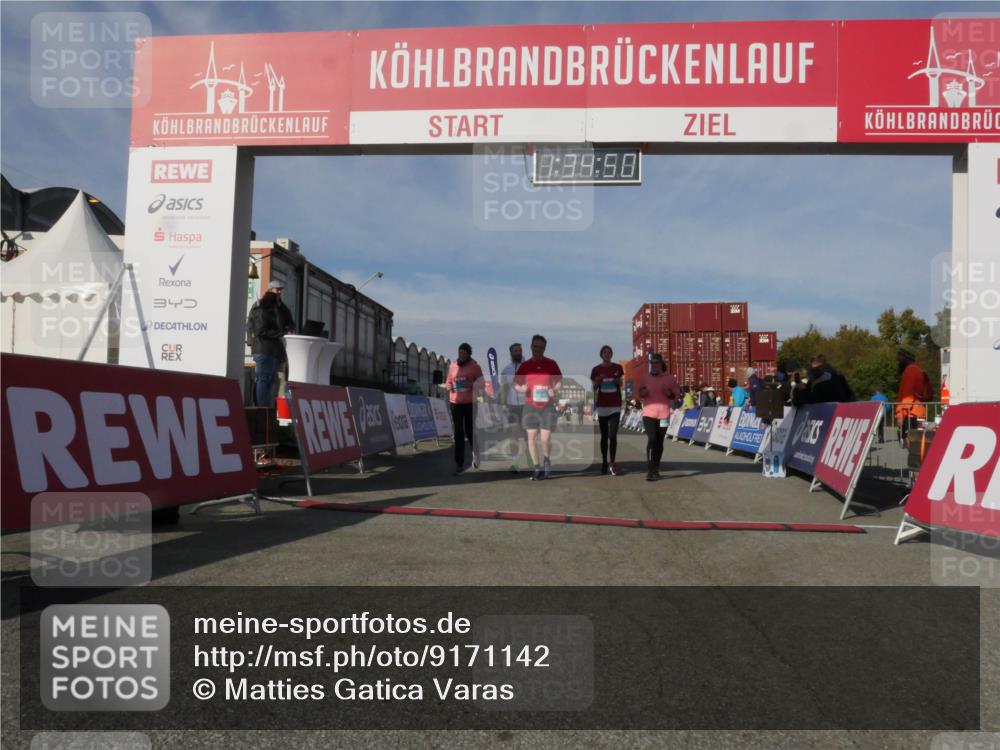 03.10.2025 - Köhlbrandbrückenlauf Matties Gatica Varas http://msf.ph/oto/9171142 03.10.2025 10:34:52 Ziel 1475, 1546, 1961, 2062, 2233, 2771 meine-sportfotos.de