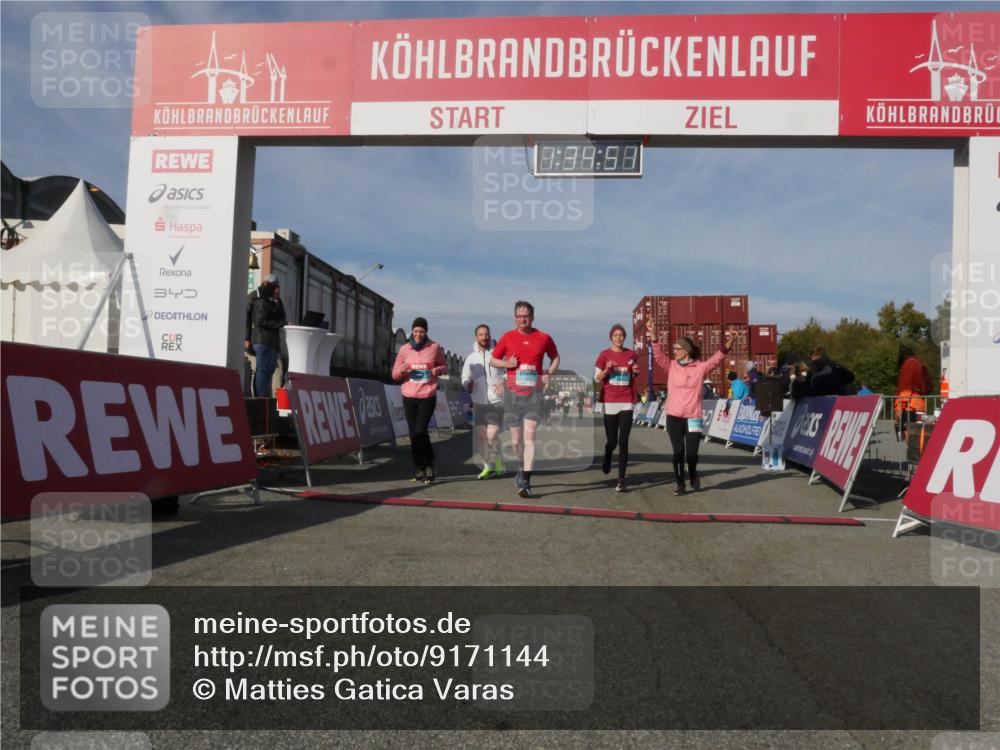 03.10.2025 - Köhlbrandbrückenlauf Matties Gatica Varas http://msf.ph/oto/9171144 03.10.2025 10:34:52 Ziel 1475, 1546, 1961, 2062, 2233, 2771 meine-sportfotos.de