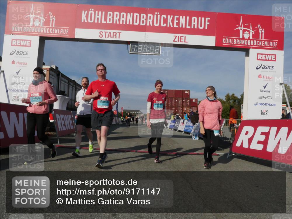 03.10.2025 - Köhlbrandbrückenlauf Matties Gatica Varas http://msf.ph/oto/9171147 03.10.2025 10:34:54 Ziel 2771 meine-sportfotos.de