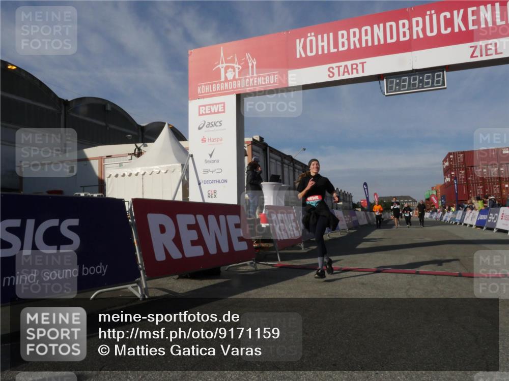 03.10.2025 - Köhlbrandbrückenlauf Matties Gatica Varas http://msf.ph/oto/9171159 03.10.2025 10:35:00 Ziel 2771, 3551, 3552, 3553, 3673 meine-sportfotos.de
