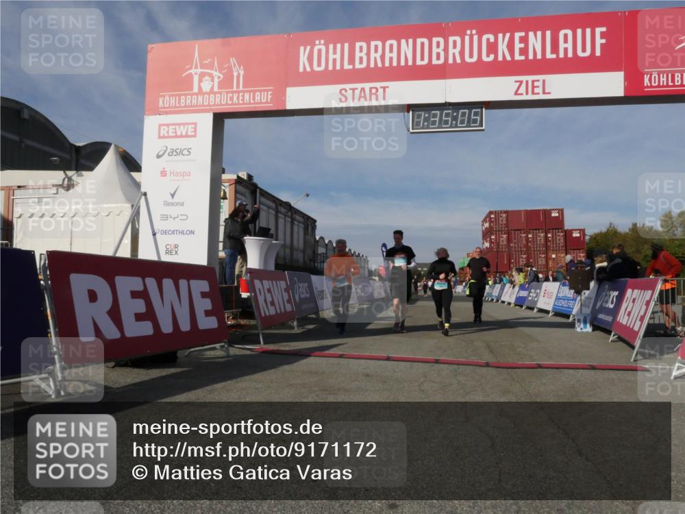 03.10.2025 - Köhlbrandbrückenlauf Matties Gatica Varas http://msf.ph/oto/9171172 03.10.2025 10:35:06 Ziel 3551, 3552, 3553, 3673 meine-sportfotos.de