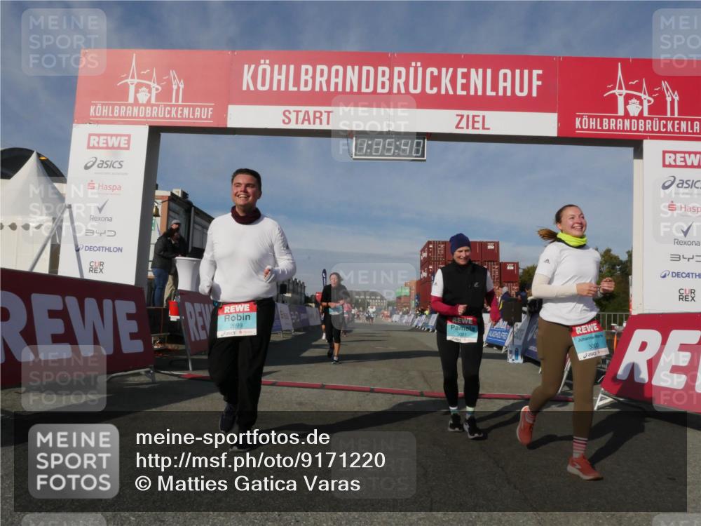 03.10.2025 - Köhlbrandbrückenlauf Matties Gatica Varas http://msf.ph/oto/9171220 03.10.2025 10:35:42 Ziel 2232, 2397, 2755, 2924, 2936 meine-sportfotos.de