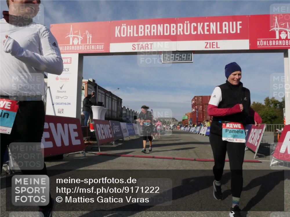 03.10.2025 - Köhlbrandbrückenlauf Matties Gatica Varas http://msf.ph/oto/9171222 03.10.2025 10:35:43 Ziel 2232, 2397, 2755, 2924, 2936 meine-sportfotos.de