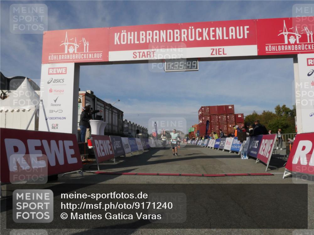 03.10.2025 - Köhlbrandbrückenlauf Matties Gatica Varas http://msf.ph/oto/9171240 03.10.2025 10:35:51 Ziel 1729, 2148, 2513, 2558, 2924 meine-sportfotos.de