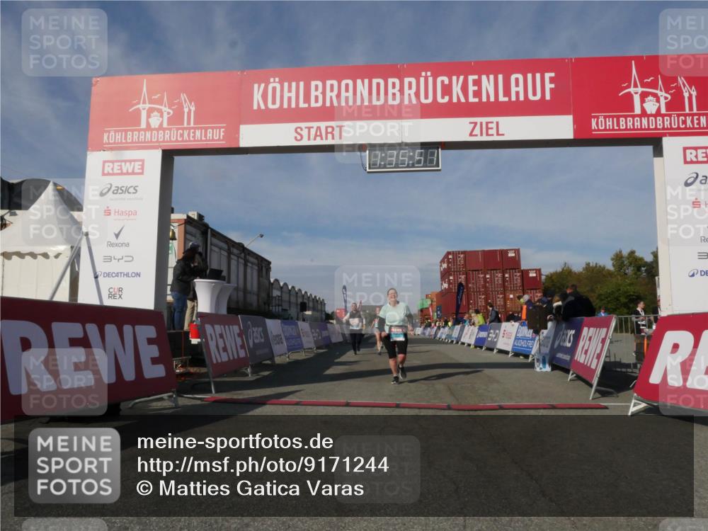 03.10.2025 - Köhlbrandbrückenlauf Matties Gatica Varas http://msf.ph/oto/9171244 03.10.2025 10:35:53 Ziel 1729, 2148, 2474, 2513, 2558, 2924 meine-sportfotos.de