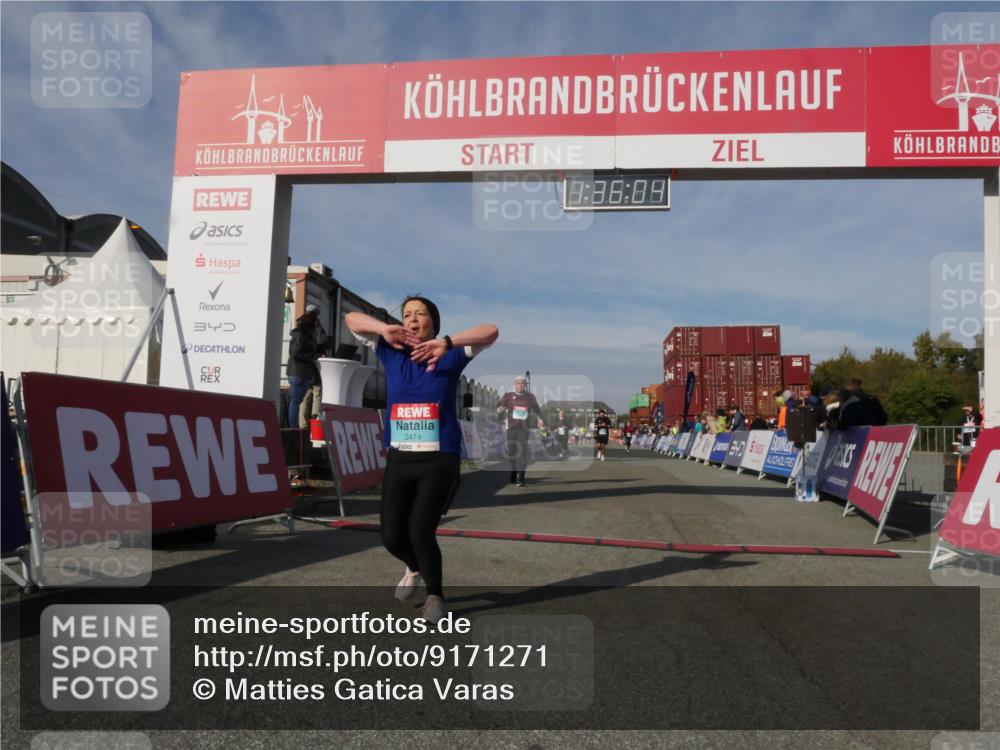 03.10.2025 - Köhlbrandbrückenlauf Matties Gatica Varas http://msf.ph/oto/9171271 03.10.2025 10:36:06 Ziel 1837, 2344, 2418, 3565, 3566 meine-sportfotos.de