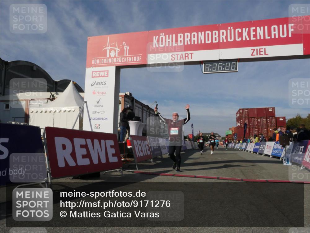03.10.2025 - Köhlbrandbrückenlauf Matties Gatica Varas http://msf.ph/oto/9171276 03.10.2025 10:36:08 Ziel 1837, 2161, 2344, 2418, 3565, 3566 meine-sportfotos.de