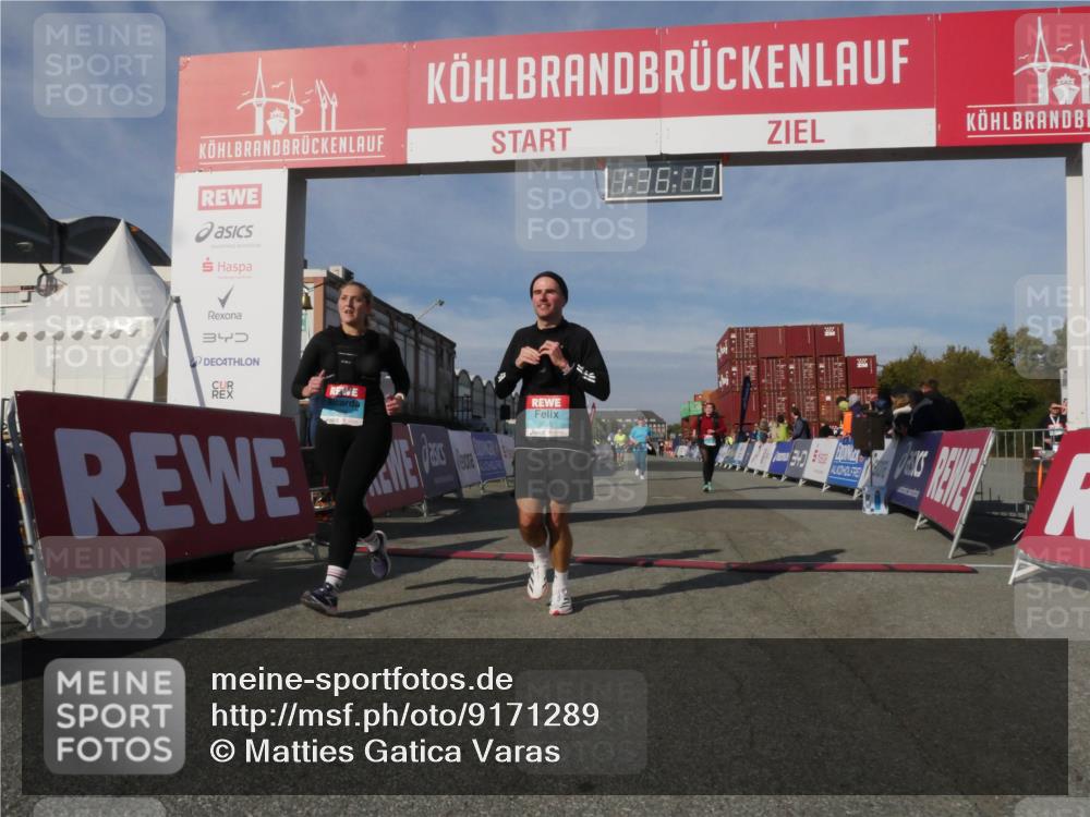 03.10.2025 - Köhlbrandbrückenlauf Matties Gatica Varas http://msf.ph/oto/9171289 03.10.2025 10:36:14 Ziel 1837, 2161, 2344, 2427 meine-sportfotos.de