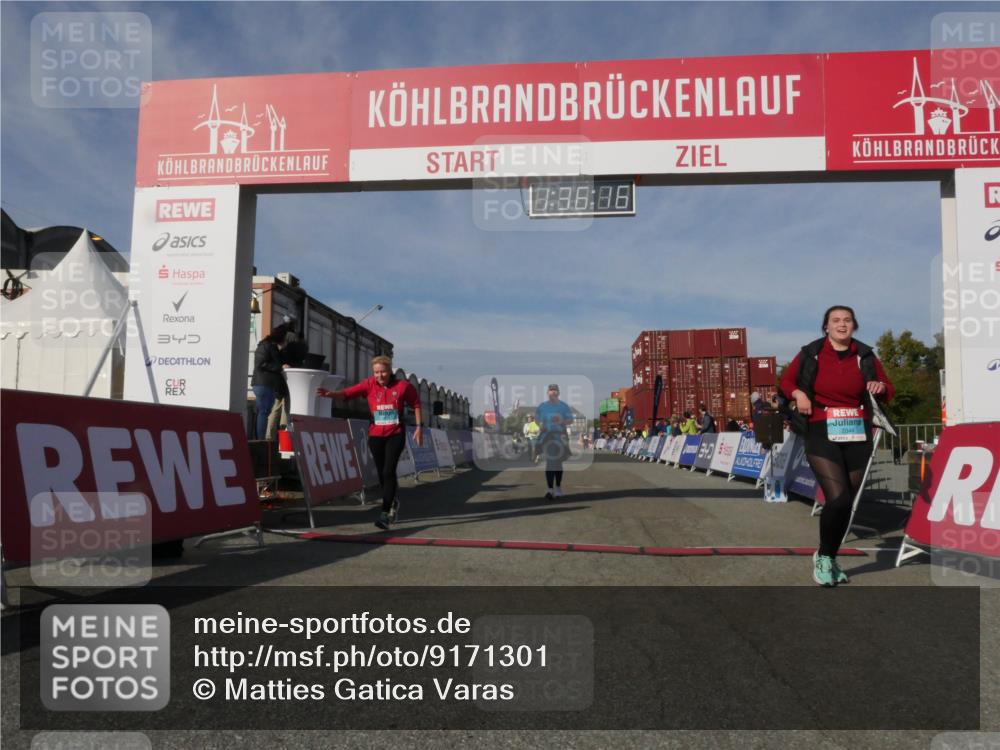 03.10.2025 - Köhlbrandbrückenlauf Matties Gatica Varas http://msf.ph/oto/9171301 03.10.2025 10:36:18 Ziel 1837, 2161, 2427, 2476 meine-sportfotos.de