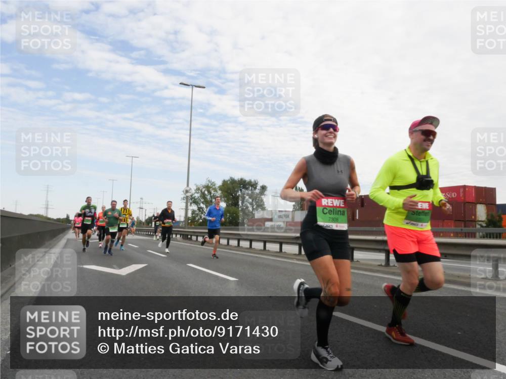 03.10.2025 - Köhlbrandbrückenlauf Matties Gatica Varas http://msf.ph/oto/9171430 03.10.2025 15:16:43 Position 3 7308 meine-sportfotos.de