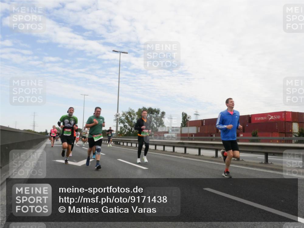 03.10.2025 - Köhlbrandbrückenlauf Matties Gatica Varas http://msf.ph/oto/9171438 03.10.2025 15:16:45 Position 3  meine-sportfotos.de