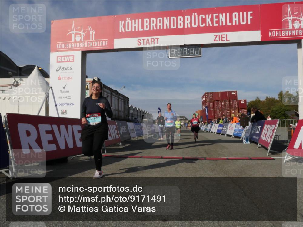 03.10.2025 - Köhlbrandbrückenlauf Matties Gatica Varas http://msf.ph/oto/9171491 03.10.2025 10:37:14 Ziel 2324, 2738, 2741, 2757, 2781 meine-sportfotos.de