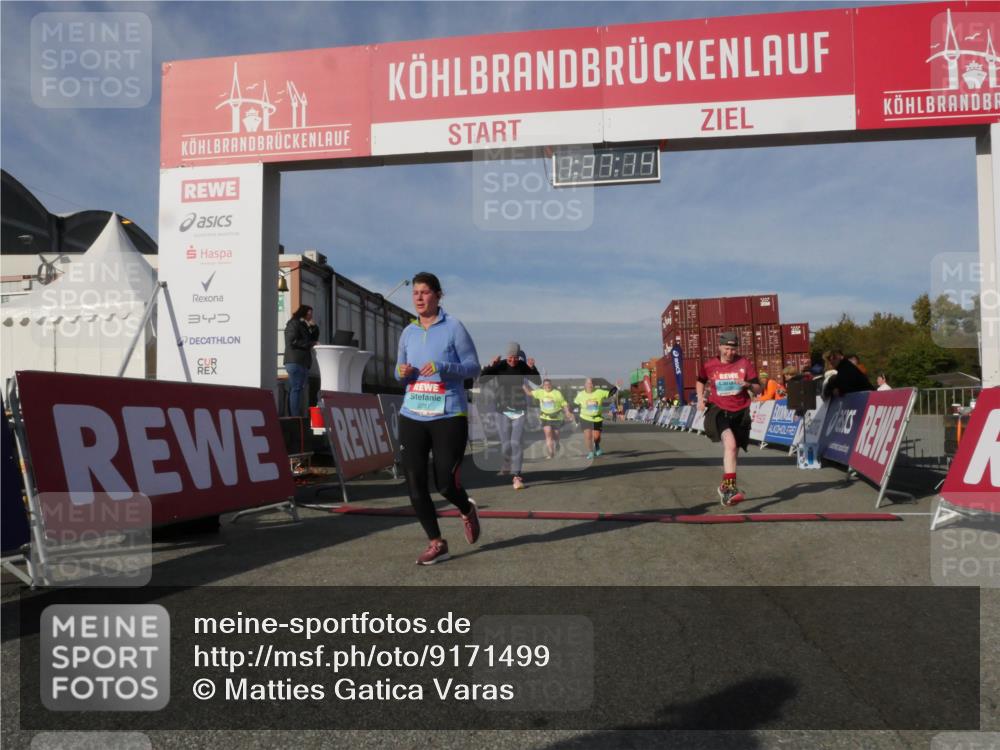 03.10.2025 - Köhlbrandbrückenlauf Matties Gatica Varas http://msf.ph/oto/9171499 03.10.2025 10:37:16 Ziel 2324, 2606, 2738, 2741, 2757 meine-sportfotos.de