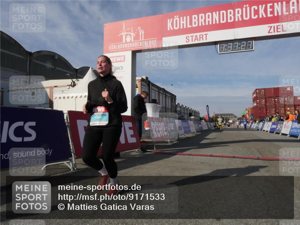 03.10.2025 - Köhlbrandbrückenlauf Matties Gatica Varas http://msf.ph/oto/9171533 03.10.2025 10:37:29 Ziel 2153, 2487 meine-sportfotos.de