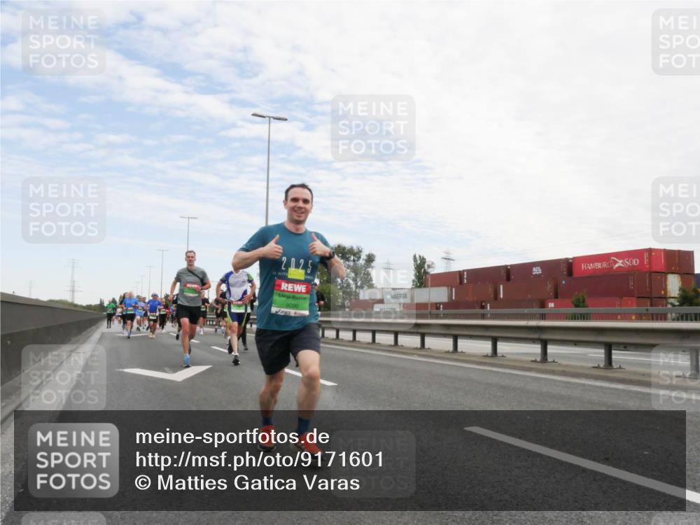 03.10.2025 - Köhlbrandbrückenlauf Matties Gatica Varas http://msf.ph/oto/9171601 03.10.2025 15:17:25 Position 3 2025, 9090 meine-sportfotos.de