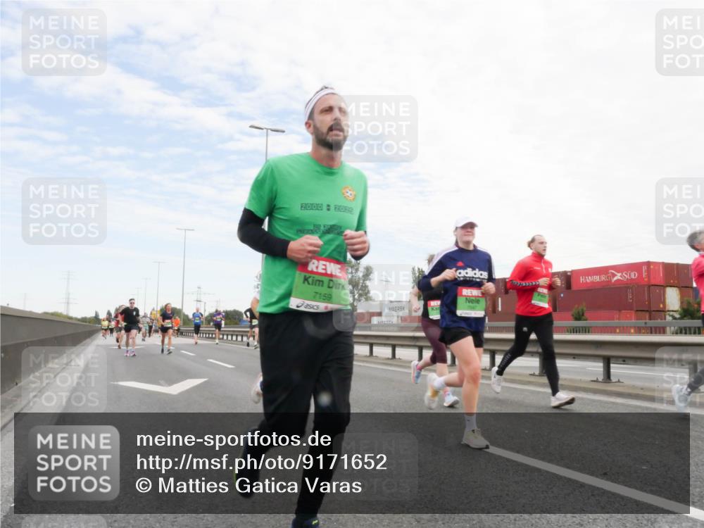 03.10.2025 - Köhlbrandbrückenlauf Matties Gatica Varas http://msf.ph/oto/9171652 03.10.2025 15:17:39 Position 3 2000, 2023, 7159 meine-sportfotos.de