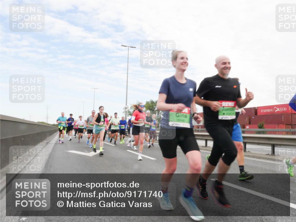 03.10.2025 - Köhlbrandbrückenlauf Matties Gatica Varas http://msf.ph/oto/9171740 03.10.2025 15:18:04 Position 3 8048 meine-sportfotos.de