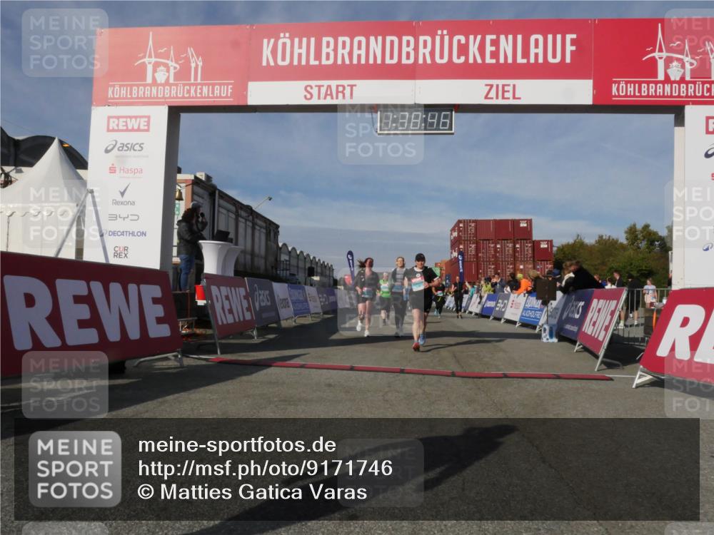 03.10.2025 - Köhlbrandbrückenlauf Matties Gatica Varas http://msf.ph/oto/9171746 03.10.2025 10:38:48 Ziel 2042, 2279, 2626, 2627, 2859, 2860, 3437, 3438, 3442, 3621 meine-sportfotos.de