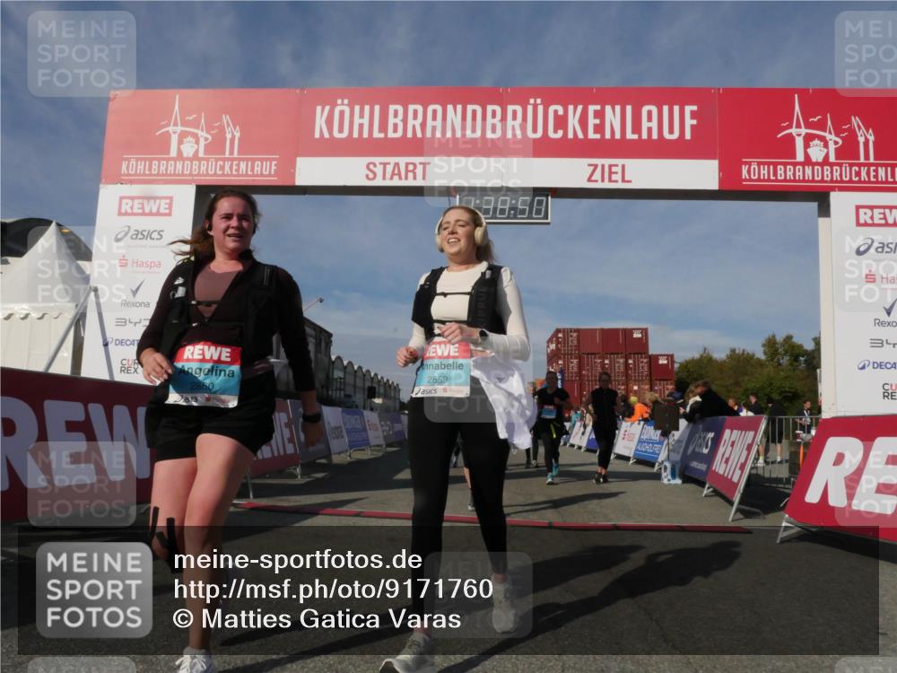 03.10.2025 - Köhlbrandbrückenlauf Matties Gatica Varas http://msf.ph/oto/9171760 03.10.2025 10:38:51 Ziel 2279, 2434, 2575, 2626, 2627, 3040, 3437, 3438, 3442, 3475, 3621 meine-sportfotos.de