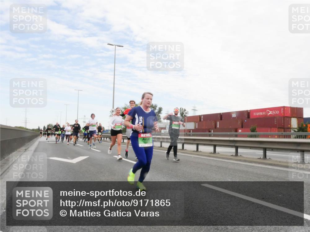 03.10.2025 - Köhlbrandbrückenlauf Matties Gatica Varas http://msf.ph/oto/9171865 03.10.2025 15:18:34 Position 3  meine-sportfotos.de