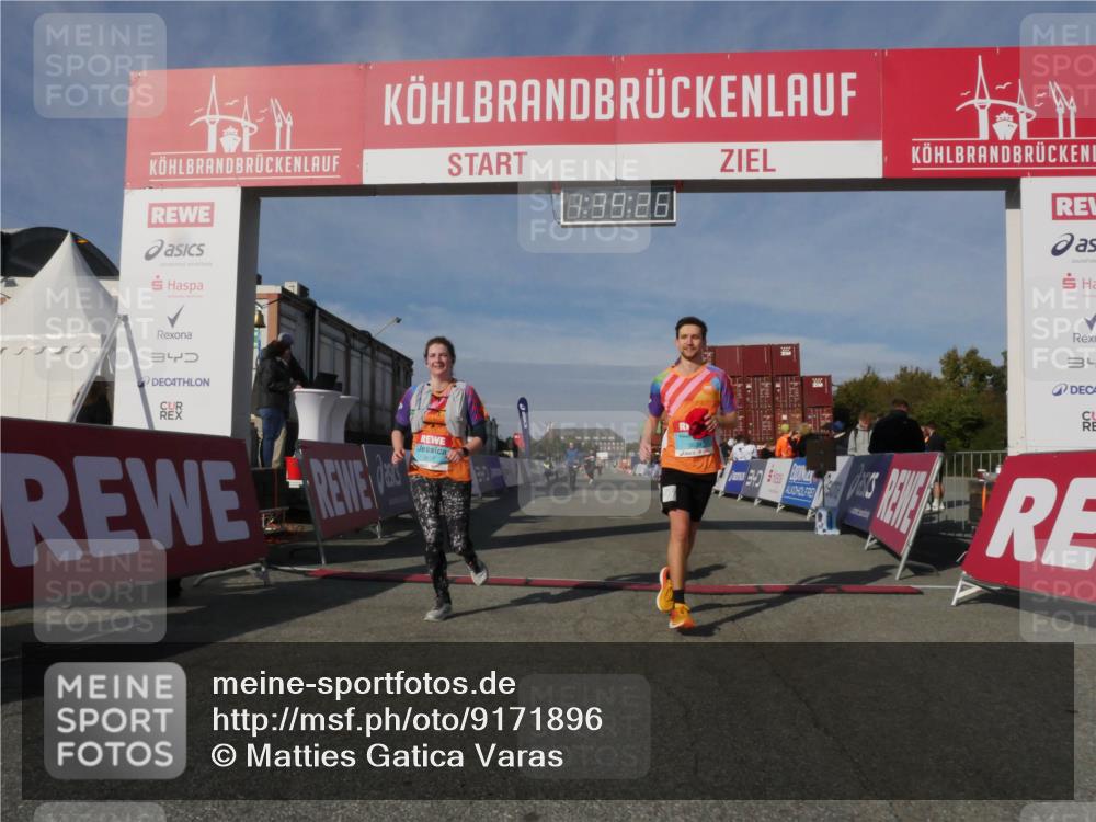03.10.2025 - Köhlbrandbrückenlauf Matties Gatica Varas http://msf.ph/oto/9171896 03.10.2025 10:39:28 Ziel 3286 meine-sportfotos.de