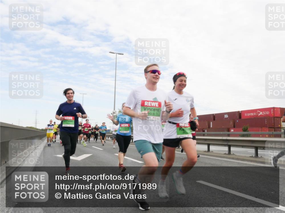 03.10.2025 - Köhlbrandbrückenlauf Matties Gatica Varas http://msf.ph/oto/9171989 03.10.2025 15:19:06 Position 3 8005 meine-sportfotos.de