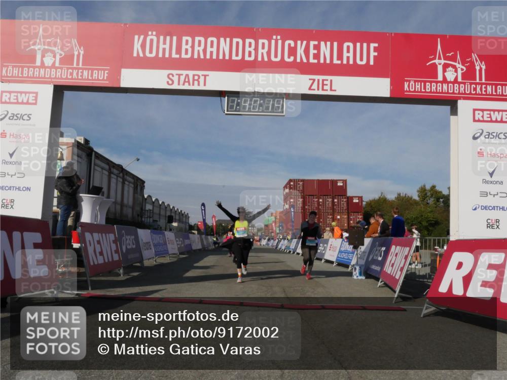 03.10.2025 - Köhlbrandbrückenlauf Matties Gatica Varas http://msf.ph/oto/9172002 03.10.2025 10:40:16 Ziel 2288, 2426, 2516, 3456 meine-sportfotos.de