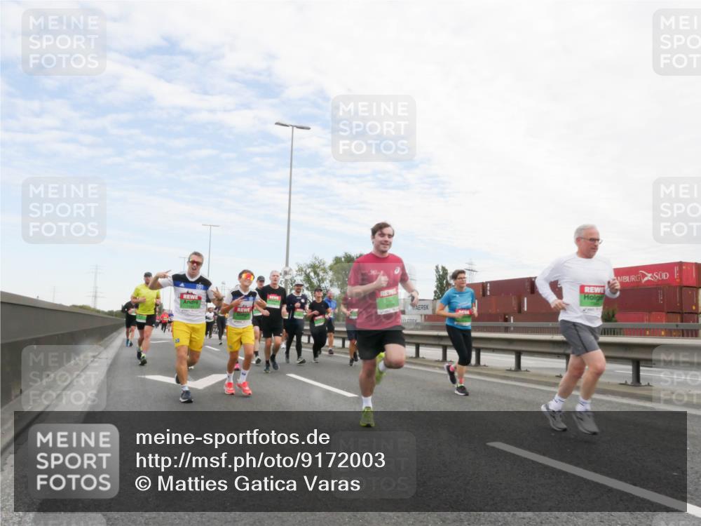 03.10.2025 - Köhlbrandbrückenlauf Matties Gatica Varas http://msf.ph/oto/9172003 03.10.2025 15:19:09 Position 3  meine-sportfotos.de