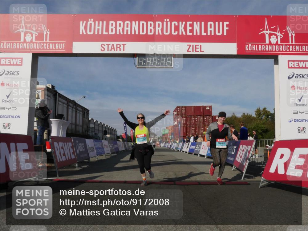 03.10.2025 - Köhlbrandbrückenlauf Matties Gatica Varas http://msf.ph/oto/9172008 03.10.2025 10:40:18 Ziel 2288, 2516, 2926, 2927, 2928 meine-sportfotos.de