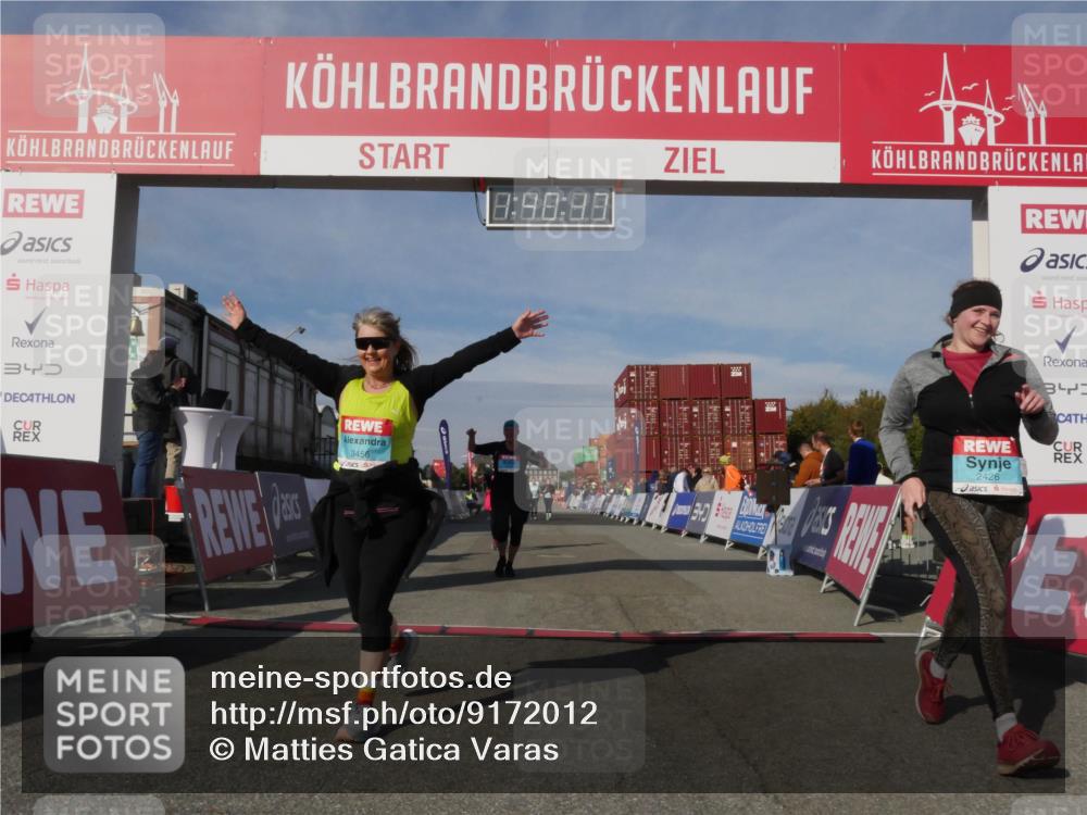 03.10.2025 - Köhlbrandbrückenlauf Matties Gatica Varas http://msf.ph/oto/9172012 03.10.2025 10:40:18 Ziel 2288, 2516, 2926, 2927, 2928 meine-sportfotos.de