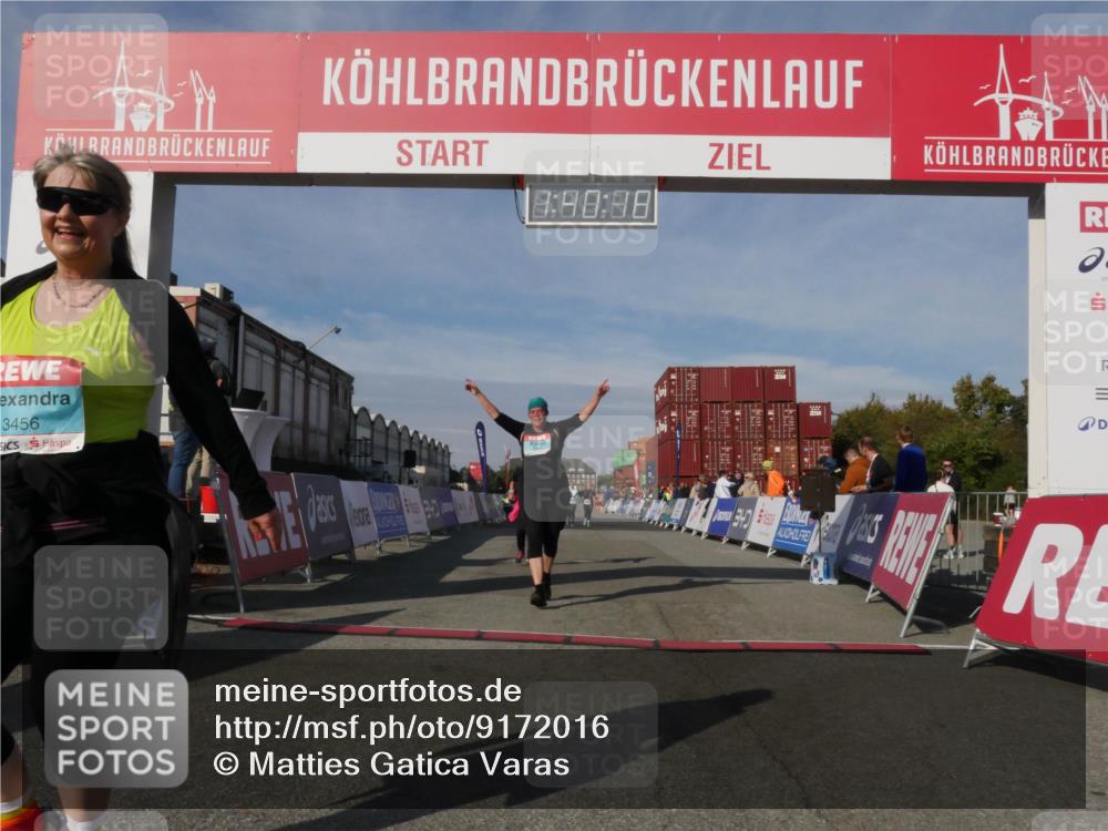03.10.2025 - Köhlbrandbrückenlauf Matties Gatica Varas http://msf.ph/oto/9172016 03.10.2025 10:40:19 Ziel 2288, 2516, 2926, 2927, 2928 meine-sportfotos.de