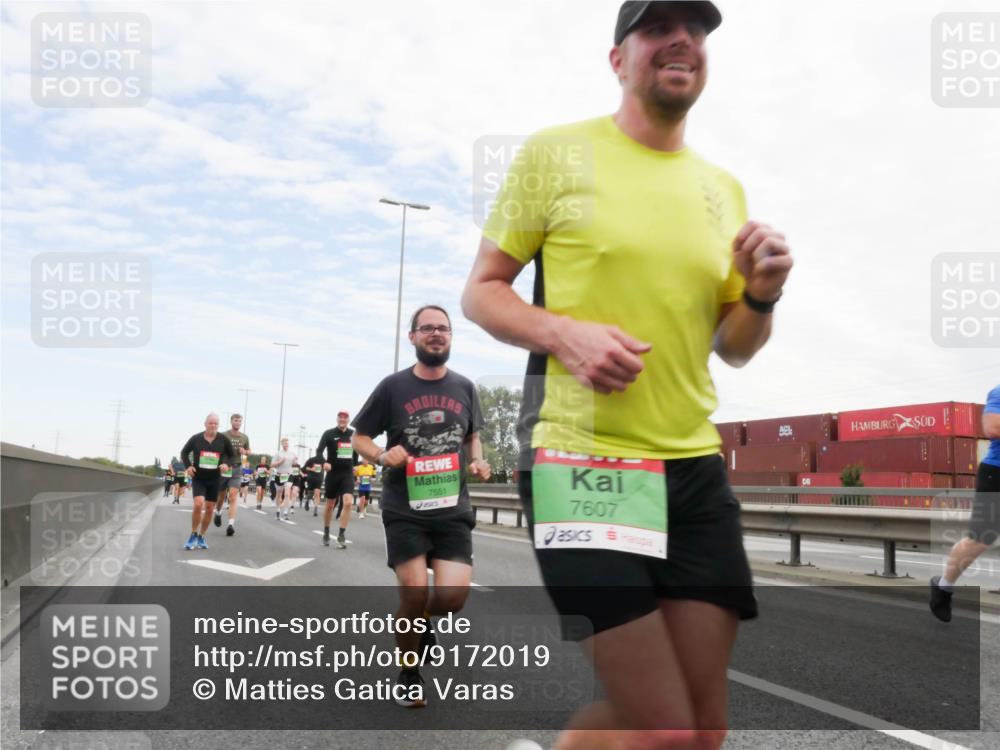 03.10.2025 - Köhlbrandbrückenlauf Matties Gatica Varas http://msf.ph/oto/9172019 03.10.2025 15:19:13 Position 3 7551, 7607 meine-sportfotos.de