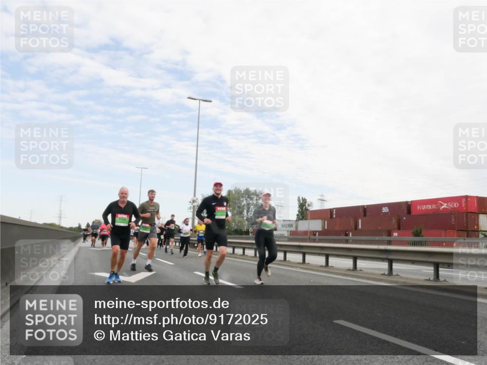 03.10.2025 - Köhlbrandbrückenlauf Matties Gatica Varas http://msf.ph/oto/9172025 03.10.2025 15:19:14 Position 3  meine-sportfotos.de