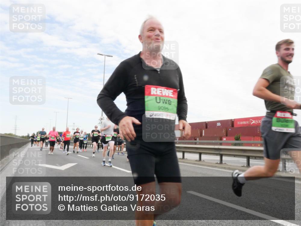 03.10.2025 - Köhlbrandbrückenlauf Matties Gatica Varas http://msf.ph/oto/9172035 03.10.2025 15:19:17 Position 3 9095 meine-sportfotos.de