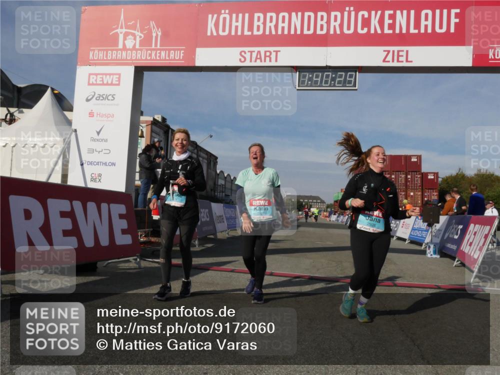 03.10.2025 - Köhlbrandbrückenlauf Matties Gatica Varas http://msf.ph/oto/9172060 03.10.2025 10:40:31 Ziel  meine-sportfotos.de