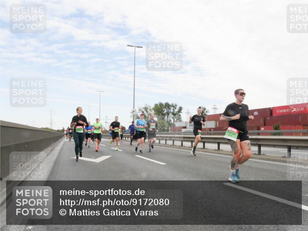 03.10.2025 - Köhlbrandbrückenlauf Matties Gatica Varas http://msf.ph/oto/9172080 03.10.2025 15:19:27 Position 3  meine-sportfotos.de