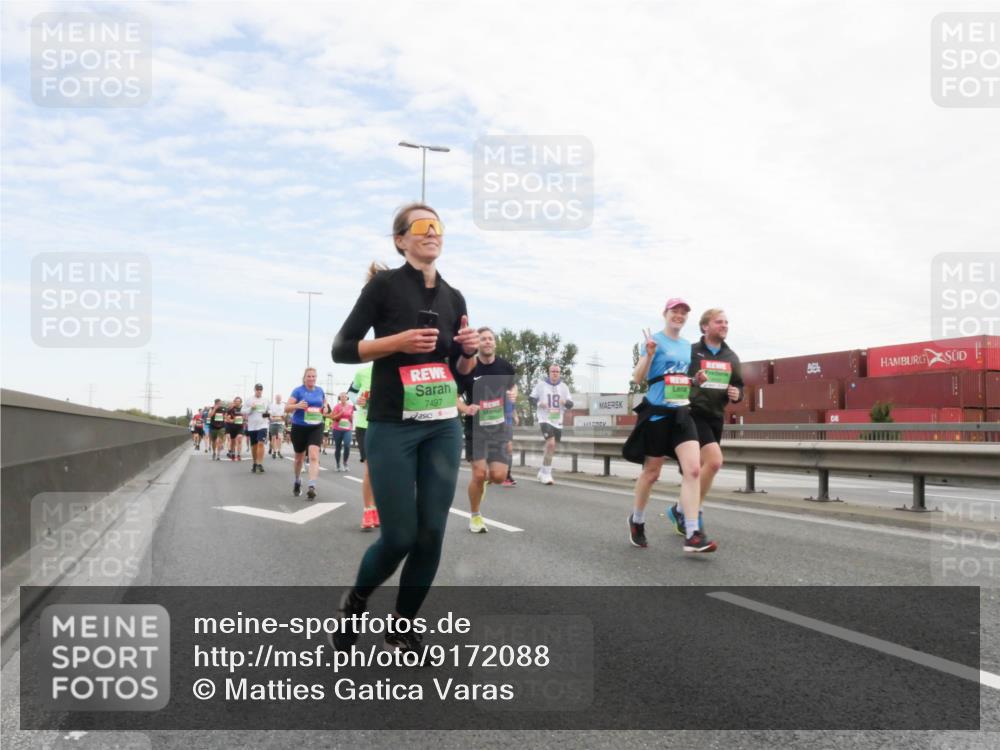 03.10.2025 - Köhlbrandbrückenlauf Matties Gatica Varas http://msf.ph/oto/9172088 03.10.2025 15:19:29 Position 3 7497 meine-sportfotos.de