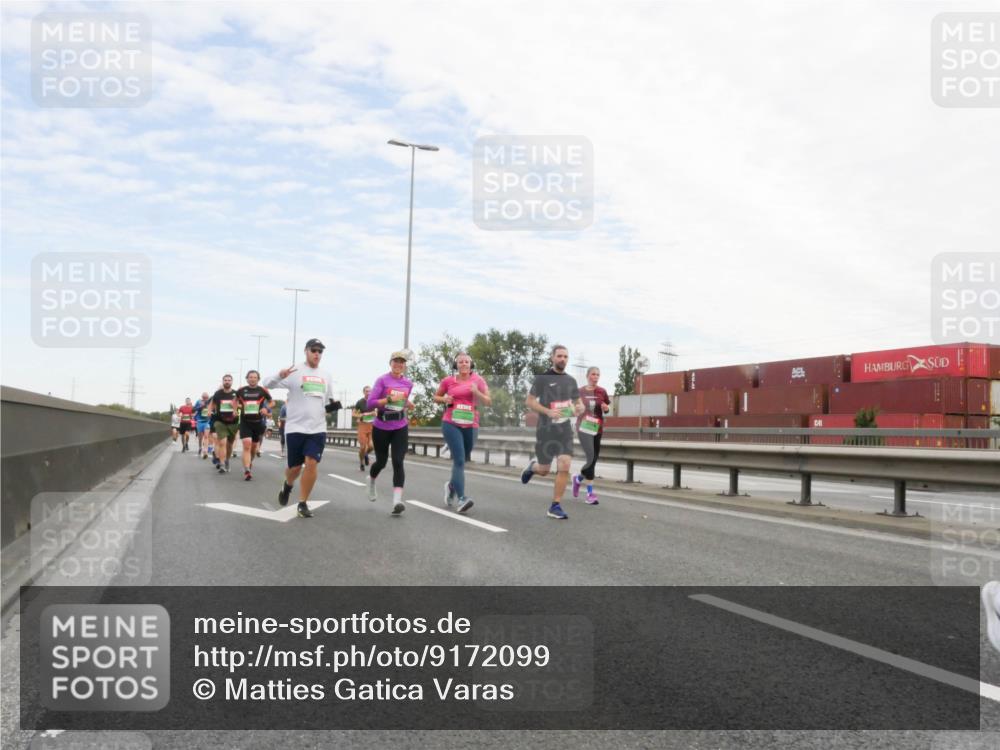 03.10.2025 - Köhlbrandbrückenlauf Matties Gatica Varas http://msf.ph/oto/9172099 03.10.2025 15:19:32 Position 3  meine-sportfotos.de