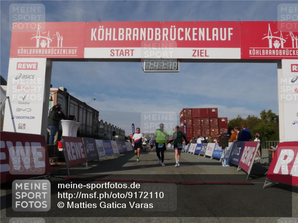 03.10.2025 - Köhlbrandbrückenlauf Matties Gatica Varas http://msf.ph/oto/9172110 03.10.2025 10:41:12 Ziel 1518, 1981, 2223, 2260, 2485, 2723, 3080 meine-sportfotos.de