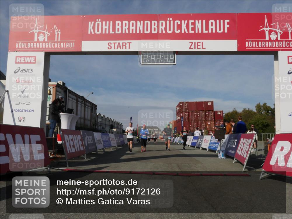 03.10.2025 - Köhlbrandbrückenlauf Matties Gatica Varas http://msf.ph/oto/9172126 03.10.2025 10:41:20 Ziel 1518, 1981, 2723, 3080, 3373, 3374 meine-sportfotos.de