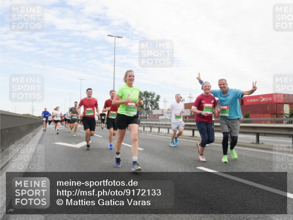 03.10.2025 - Köhlbrandbrückenlauf Matties Gatica Varas http://msf.ph/oto/9172133 03.10.2025 15:19:41 Position 3 9548 meine-sportfotos.de