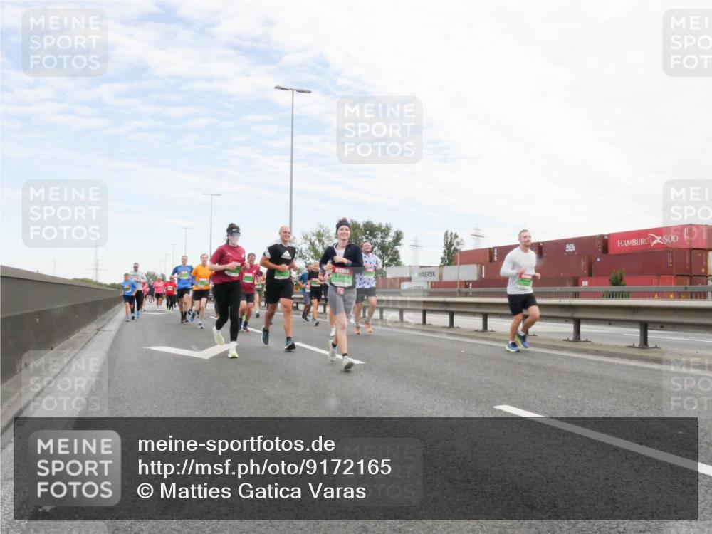 03.10.2025 - Köhlbrandbrückenlauf Matties Gatica Varas http://msf.ph/oto/9172165 03.10.2025 15:19:48 Position 3  meine-sportfotos.de